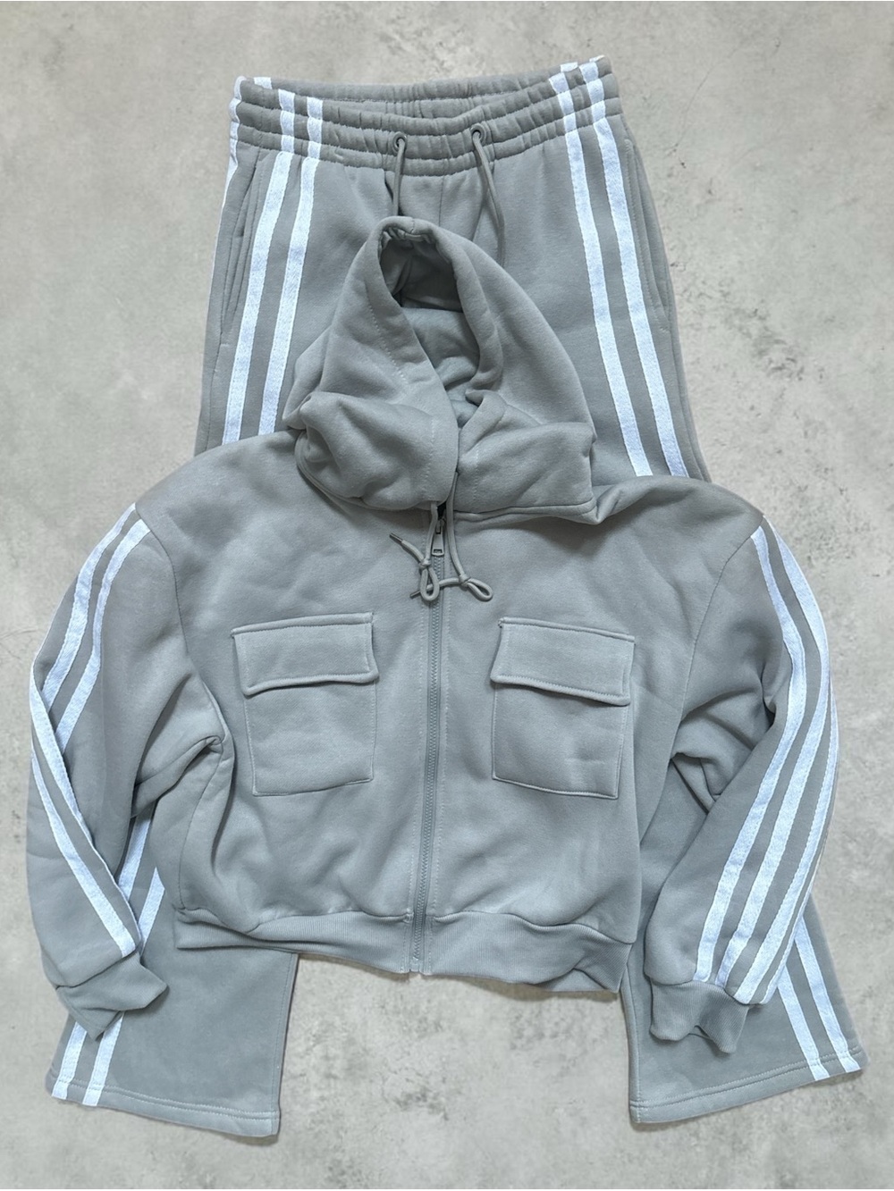 🤍✨ Posh Sheji LA Grey Stripe Hoodie & Wide Leg Lounge Set Size S MSRP $98 ✨🤍